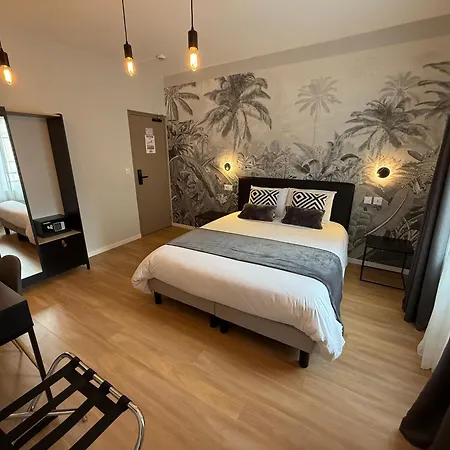 Oxxotel & מלון דירות 3*