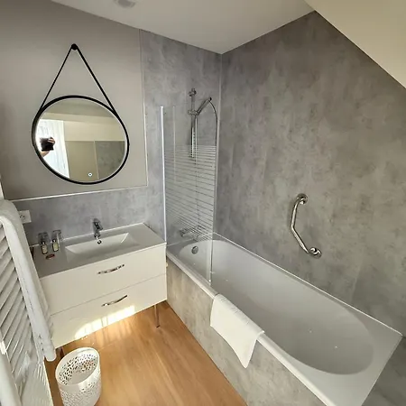 Apartahotel Oxxotel & 3*